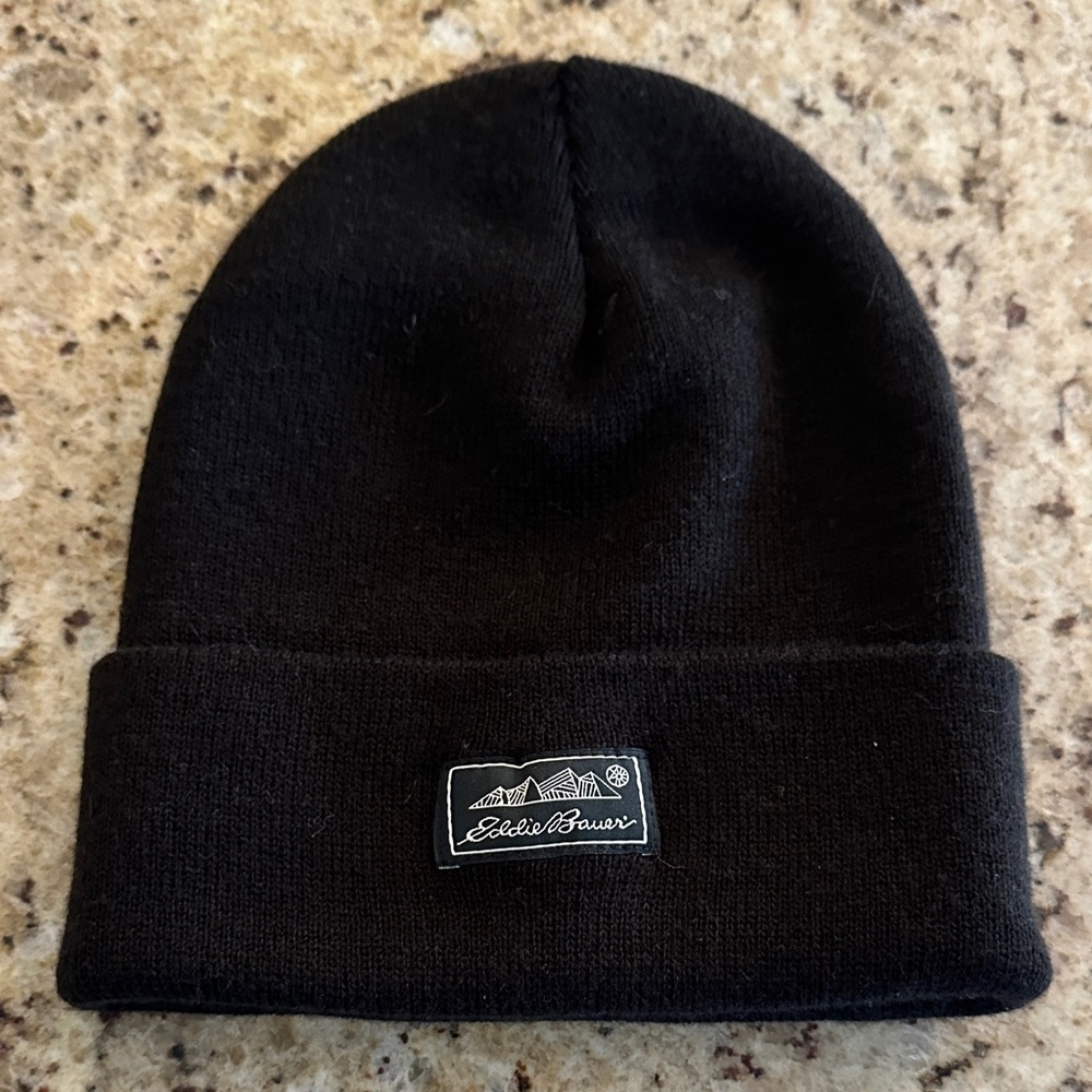 NWOT Eddie Bauer Classic Black Knit Hat